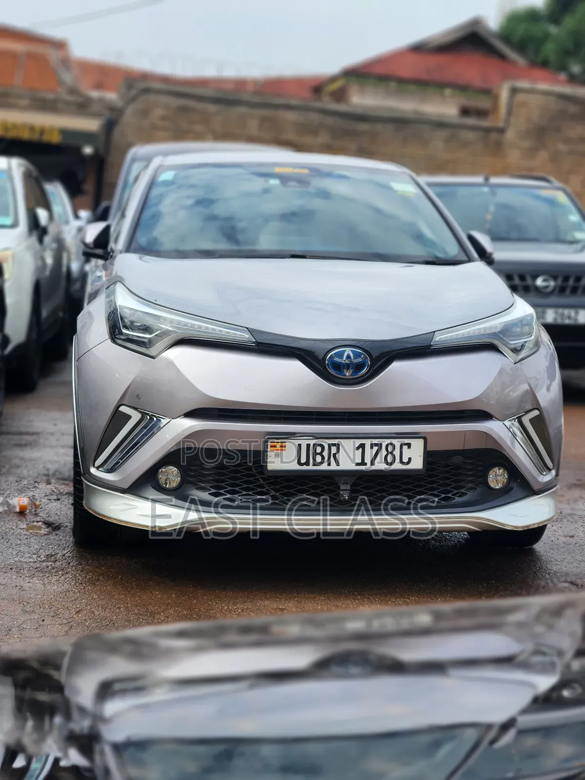 Toyota C-HR XLE Prermium FWD (2.0L 4cyl 2AM) 2018 Silver