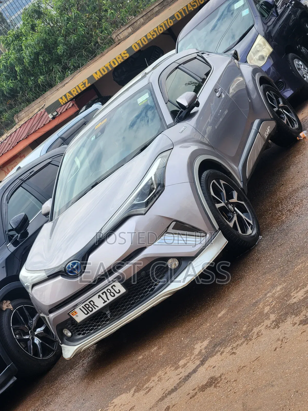 Toyota C-HR XLE Prermium FWD (2.0L 4cyl 2AM) 2018 Silver