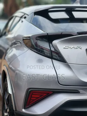 Toyota C-HR XLE Prermium FWD (2.0L 4cyl 2AM) 2018 Silver