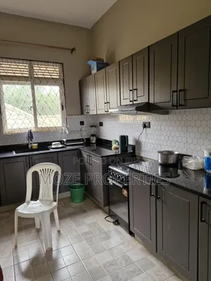 2bdrm Condo in Kira Mamerito Road., Central Division for sale