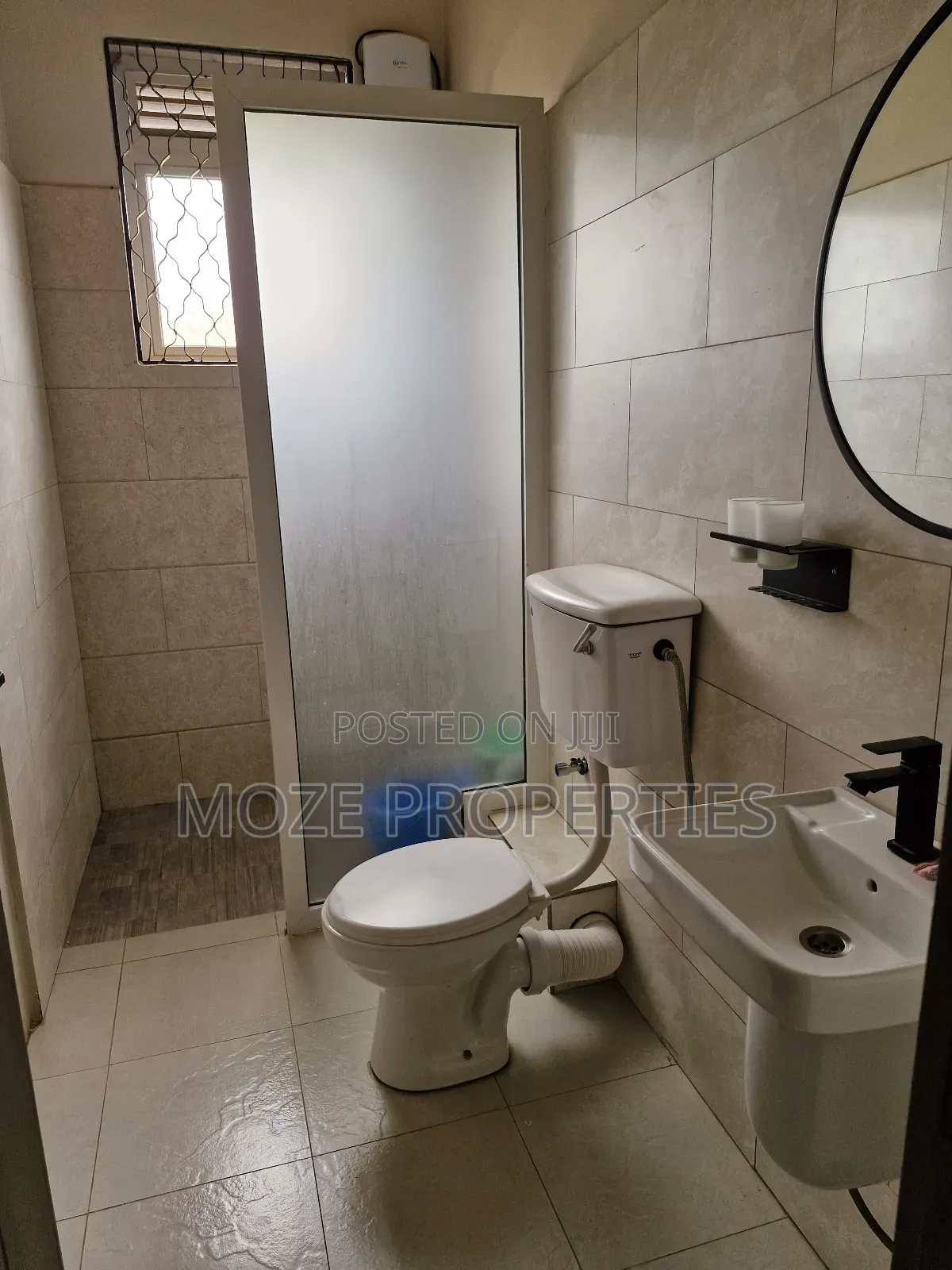 2bdrm Condo in Kira Mamerito Road., Central Division for sale