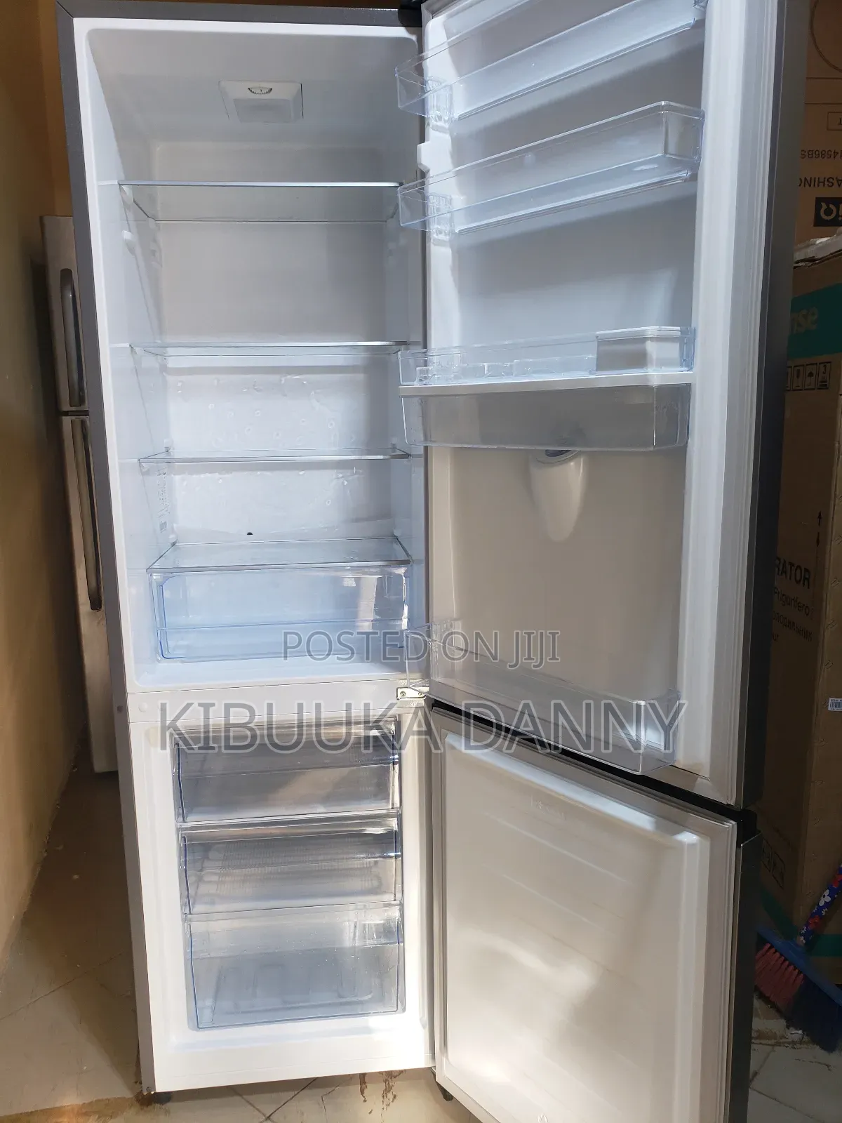 Hisence 341litres Fridge Desfrost