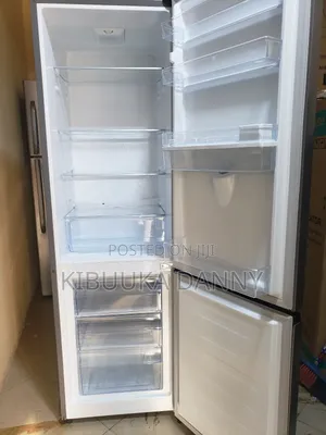 Hisence 341litres Fridge Desfrost