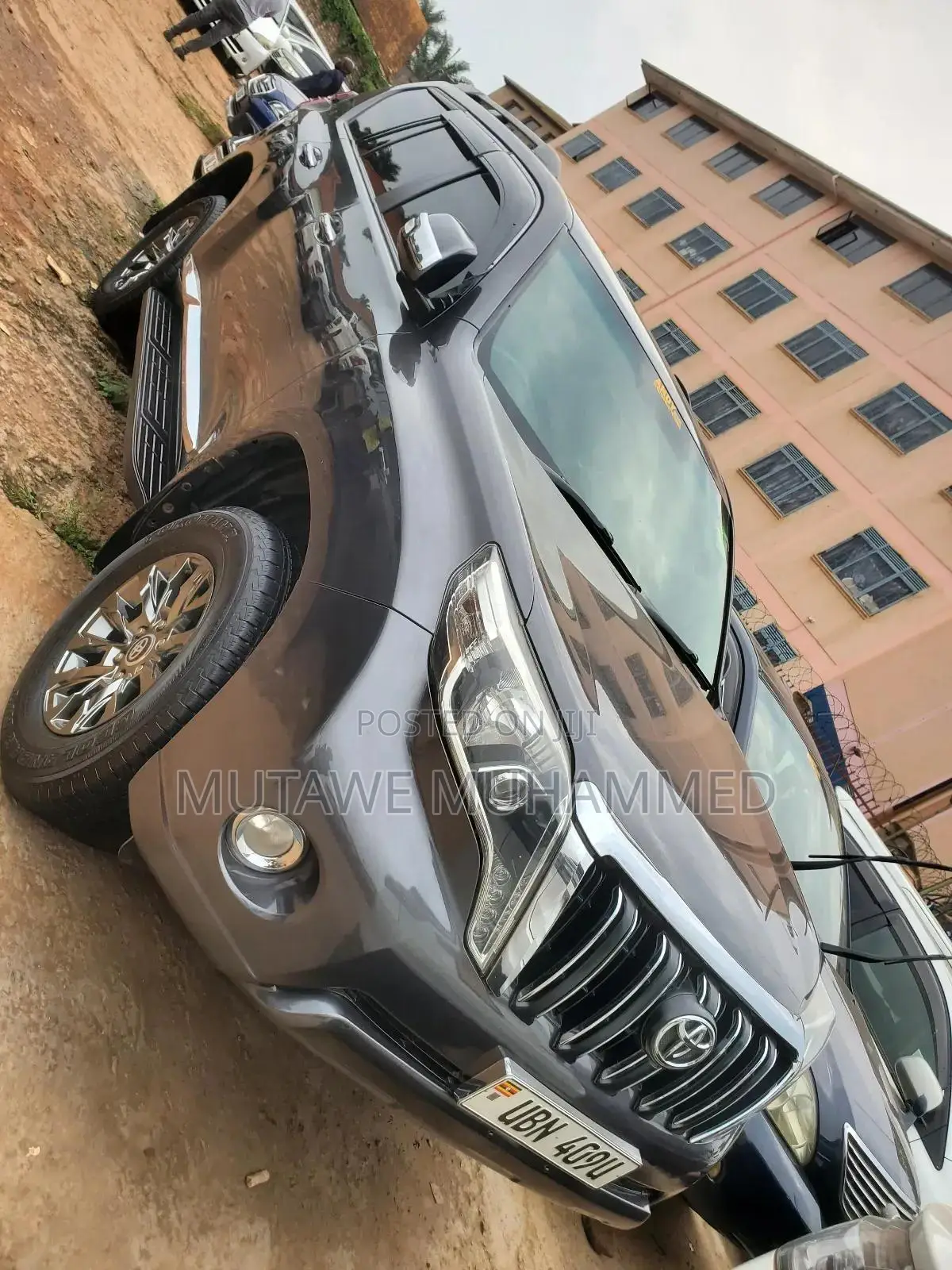 Toyota Land Cruiser Prado 4.0 Petrol TX-L 2015 Gray