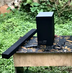 Samsung T420 Soundbar With Its Wired Subwoofer Ps T4swt