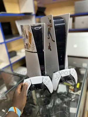 Ps5 Standard With 3 Games 2 Controllers - Clean Ready