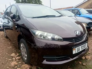 Toyota Wish 2012 Brown