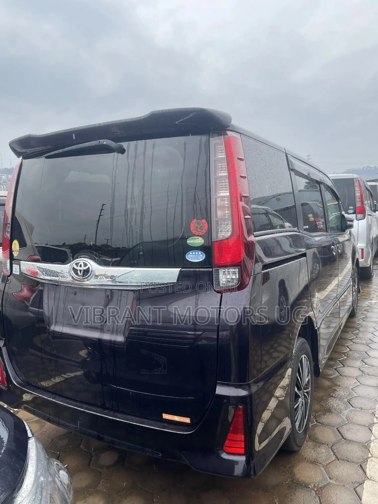 Toyota Noah 2016 Black
