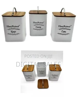 Stylish Kitchen Canister Set With Wooden Lid