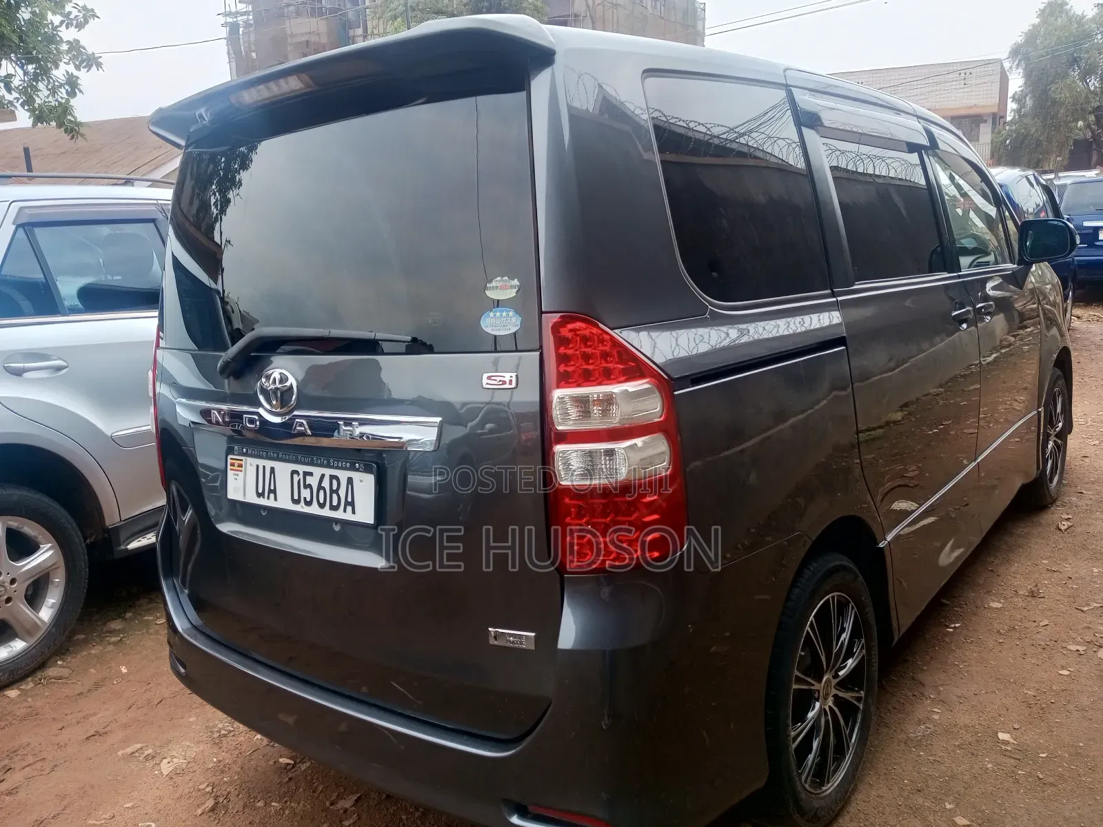 Toyota Noah 2012 Matt Black