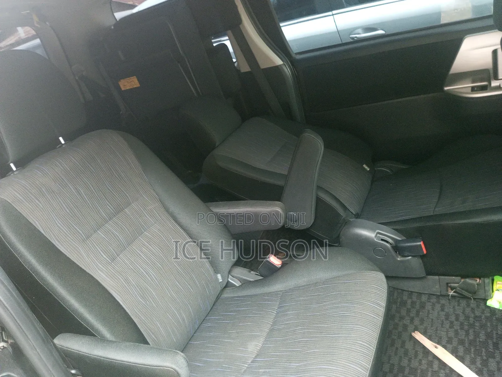 Toyota Noah 2012 Matt Black
