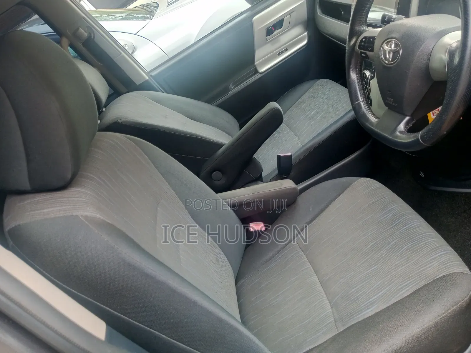 Toyota Noah 2012 Matt Black