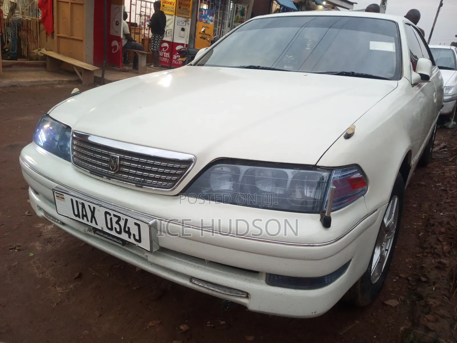 Toyota Mark II 2000 White