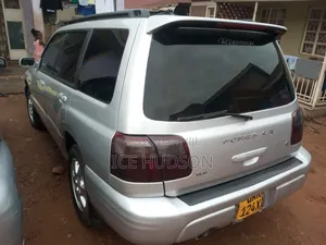 Subaru Forester 2001 Silver