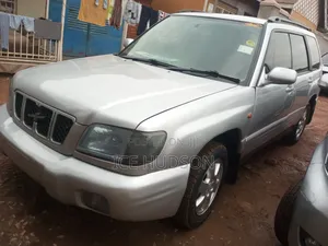 Subaru Forester 2001 Silver
