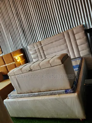 Five by Six Bed With Ottoman