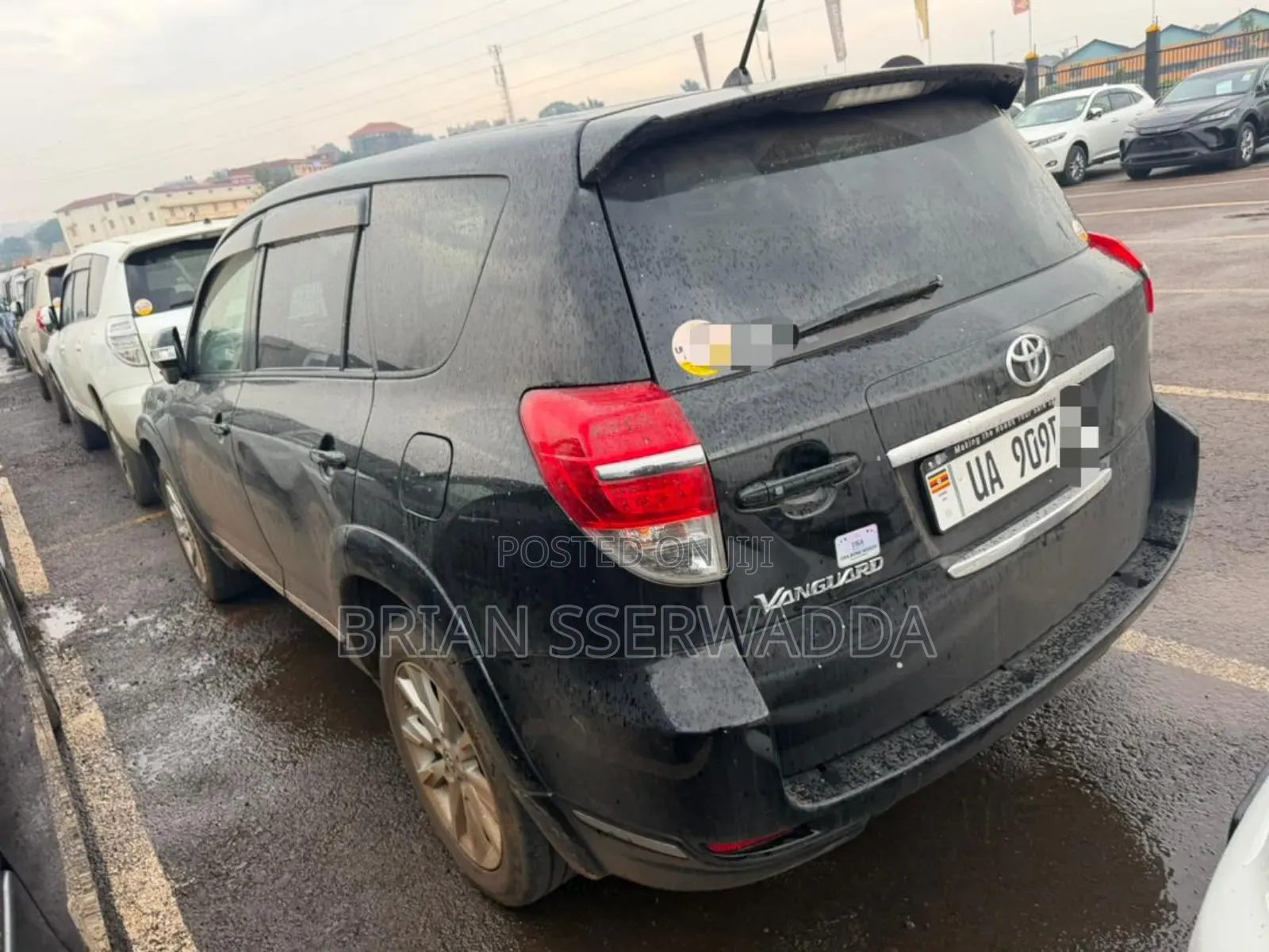Toyota Vanguard 2010 Black