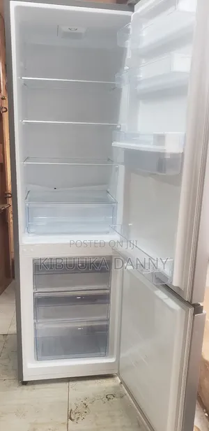 Hisence 341litres Fridge Double Door