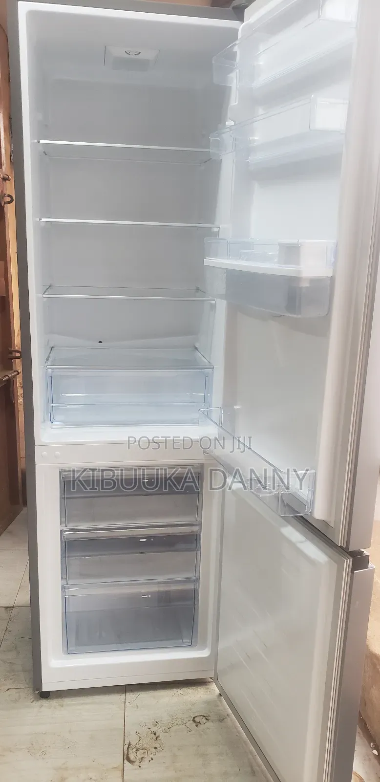 Hisence 341litres Fridge Double Door