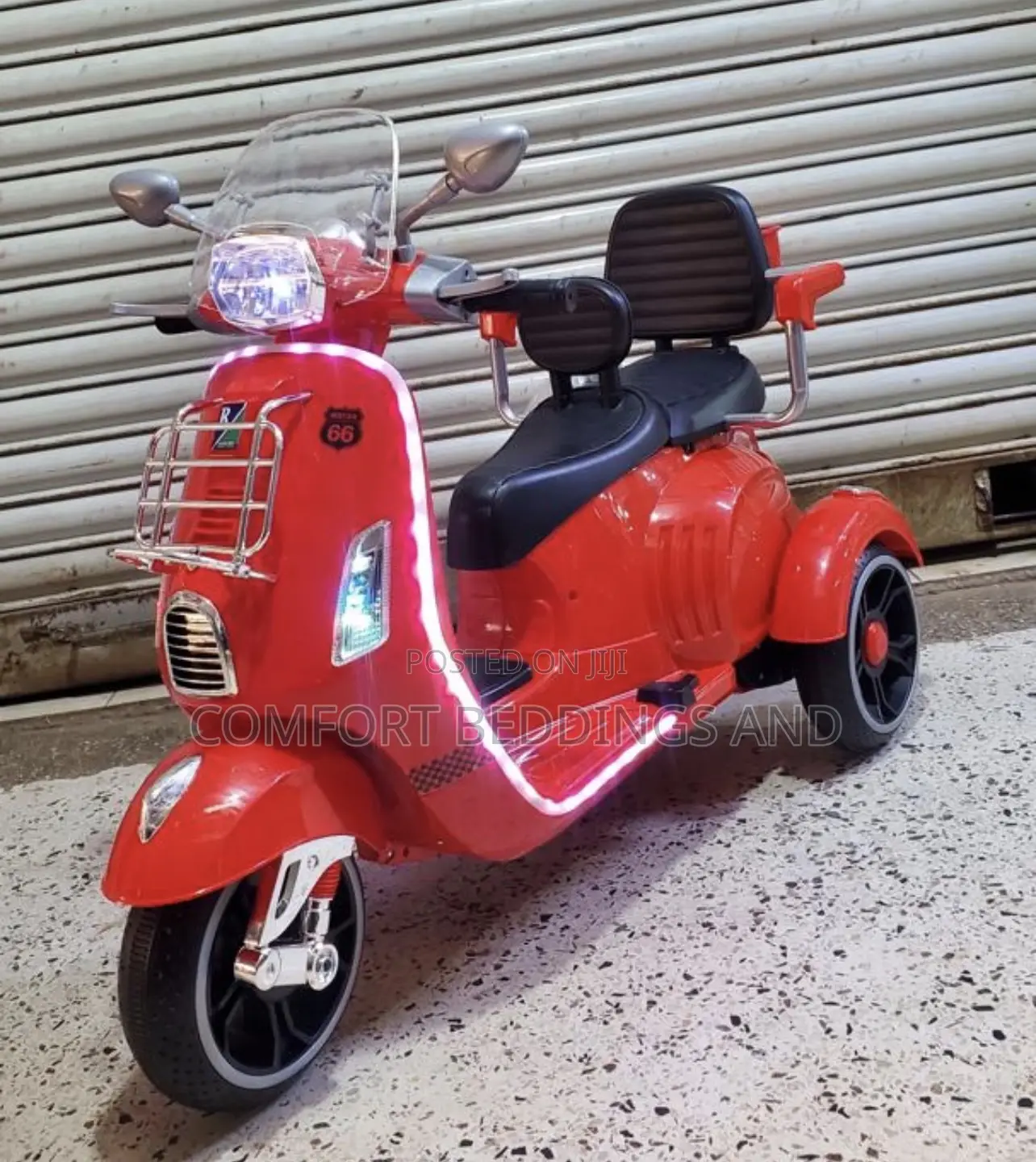 Vesper Double Seat Motorcycle Red