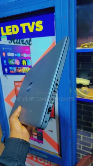 Laptop HP 250 G7 4GB AMD SSD 128GB