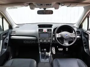 Subaru Forester 2012 Gray
