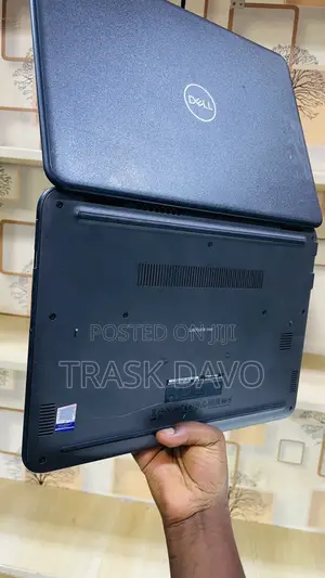 Laptop Dell Latitude 13 3380 8GB Intel Core i5 SSD 256GB