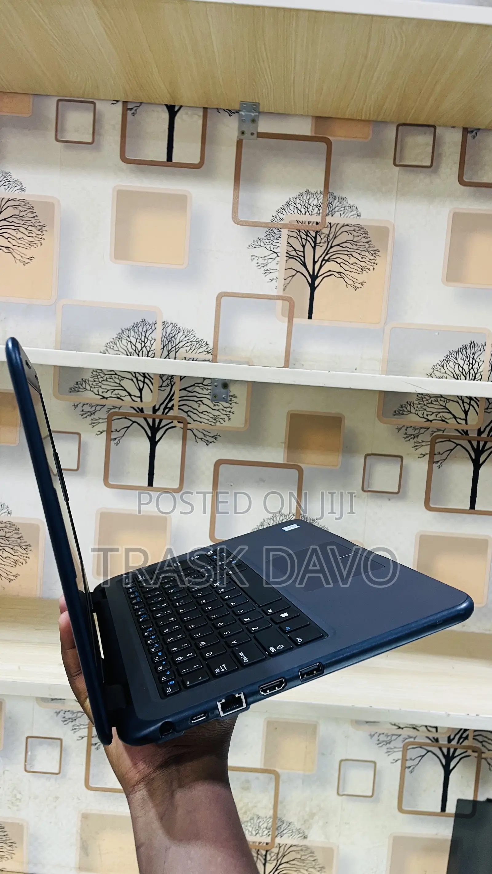 Laptop Dell Latitude 13 3380 8GB Intel Core i5 SSD 256GB