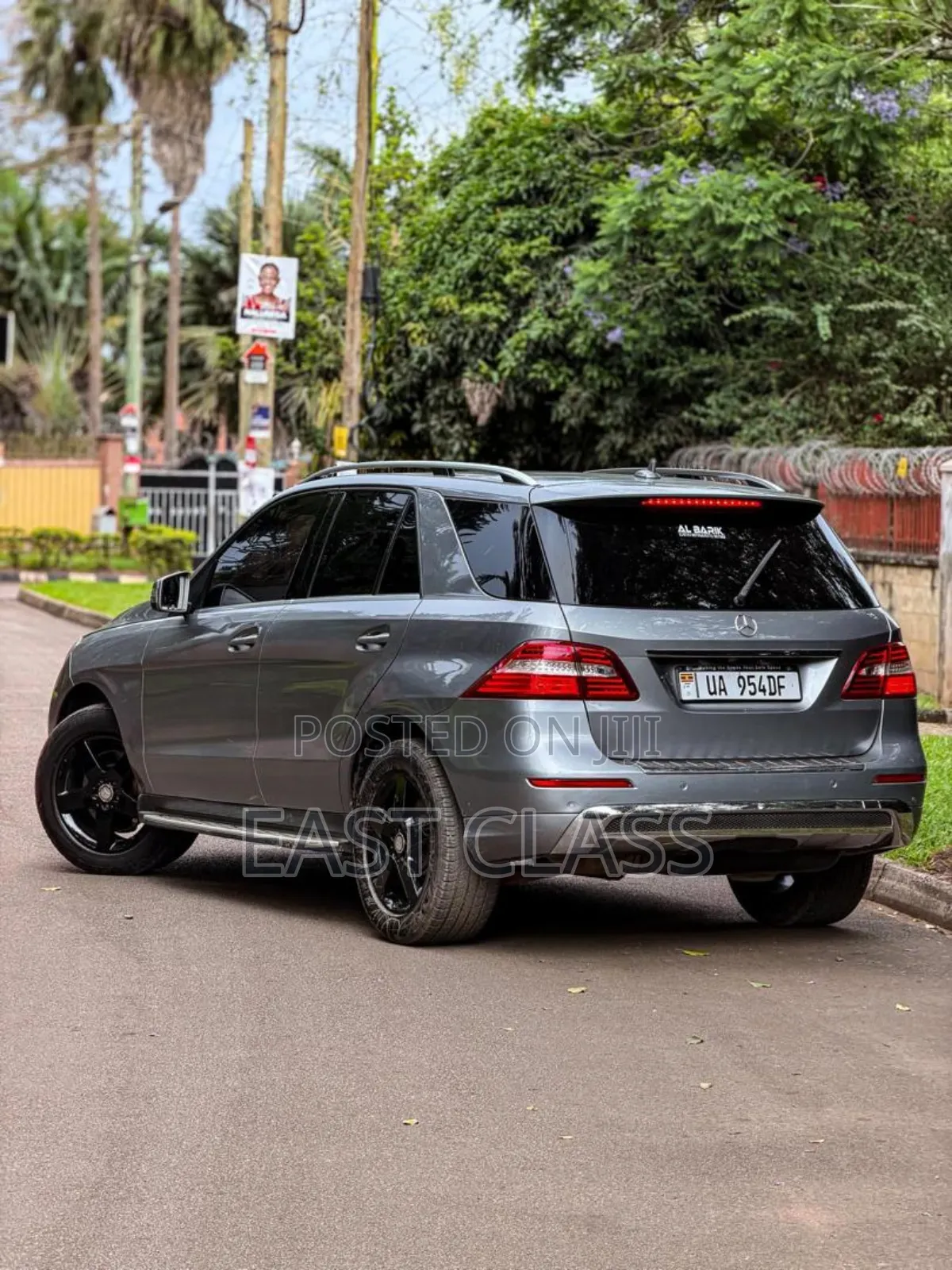 Mercedes-Benz M Class ML350 4MATIC 4dr SUV AWD (3.5L 6cyl 7A) 2014
