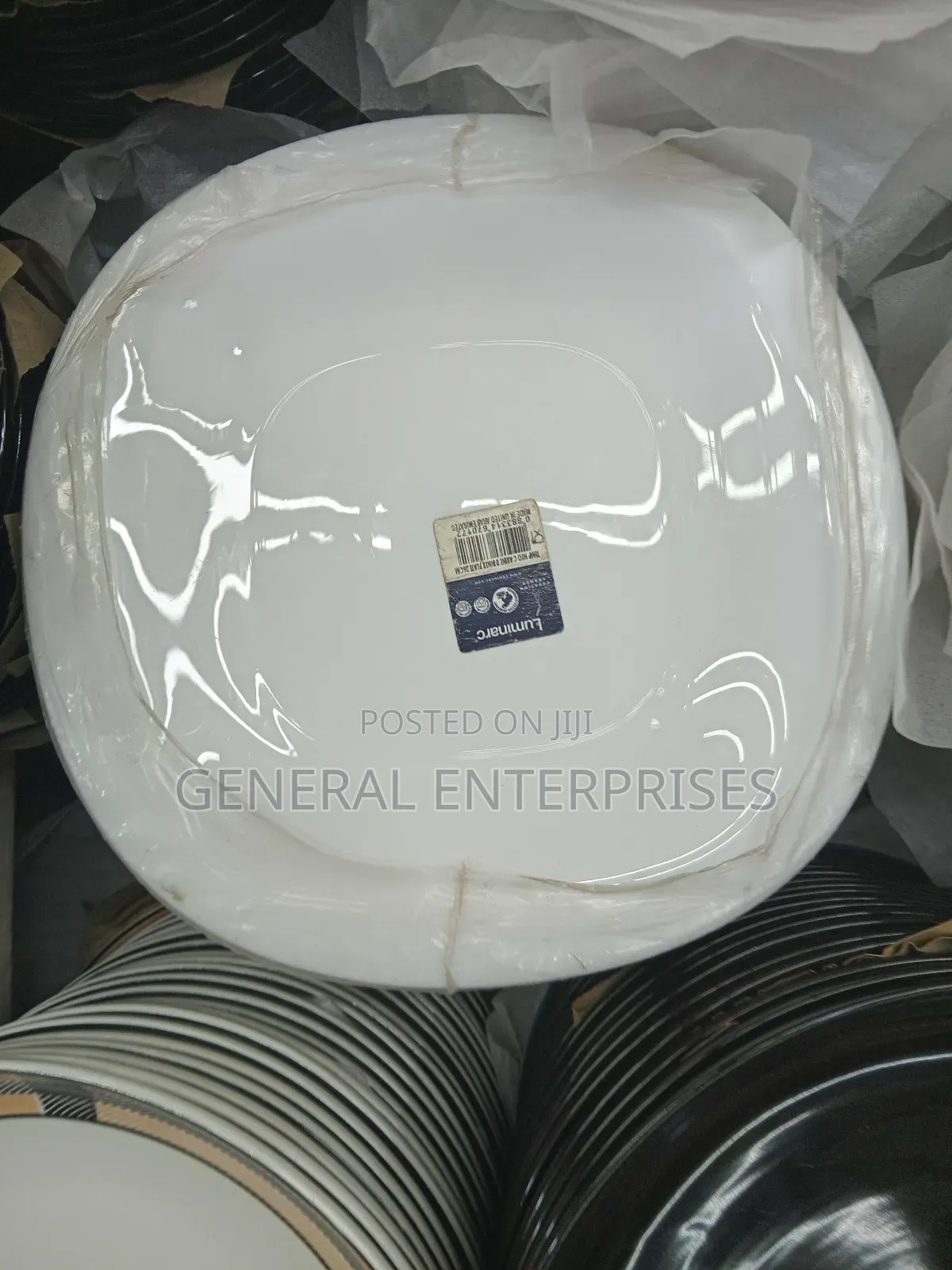 12pcs Luminarc Carine White Square Dinner Plates