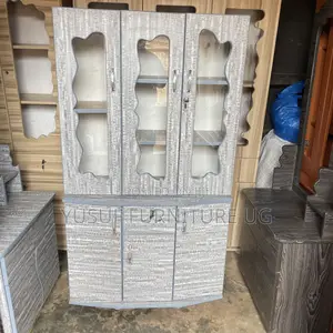 Cupboard Cobra