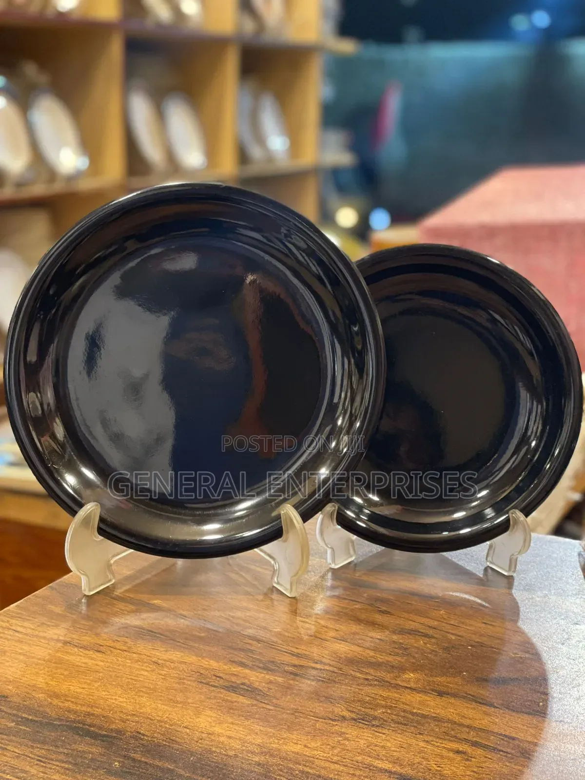 6pcs Vintage or Modern Black Ceramic Platter or Plate