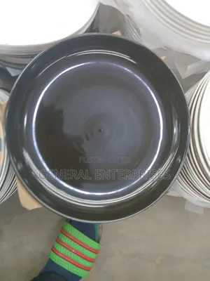 6pcs Vintage or Modern Black Ceramic Platter or Plate