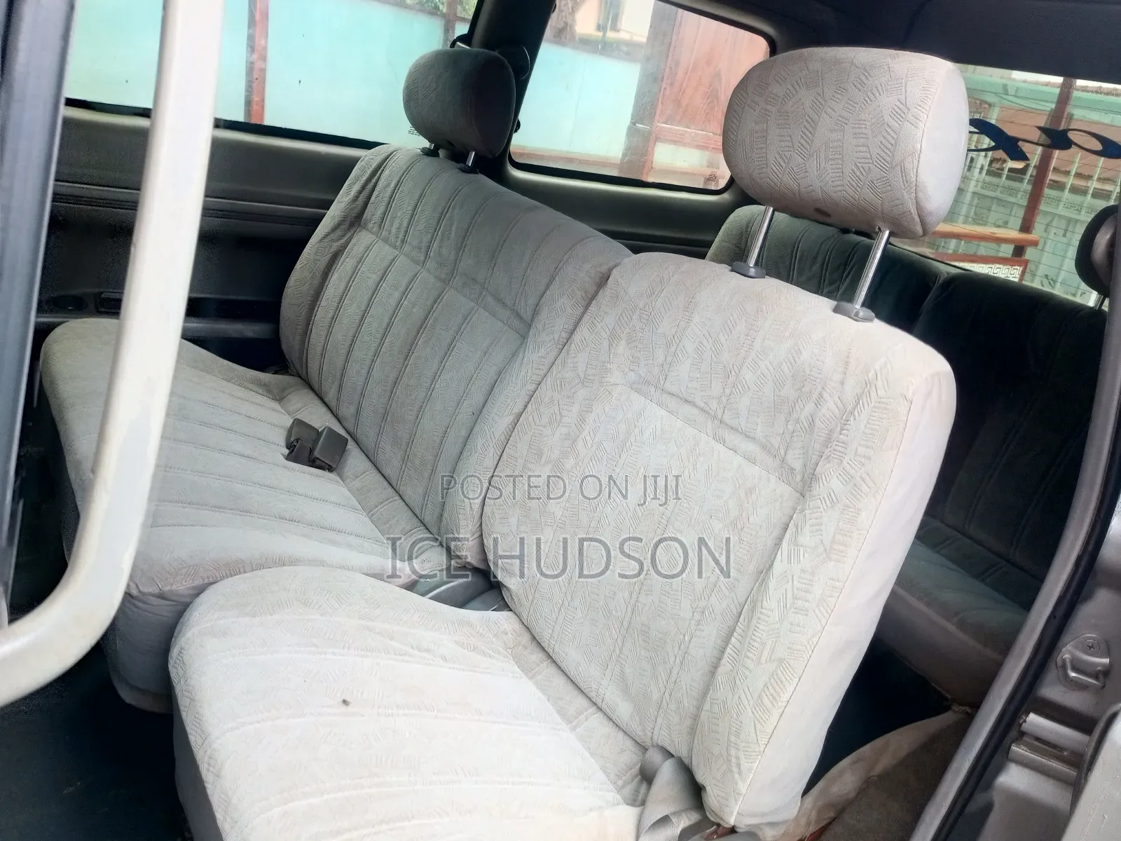 Toyota Noah 2002 Silver