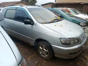 Toyota Ipsum 1999 Silver