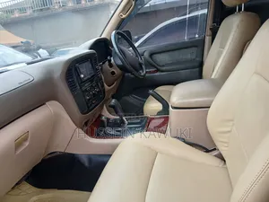 Toyota Land Cruiser Prado 2010 White