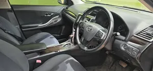Toyota Premio 2016 Silver
