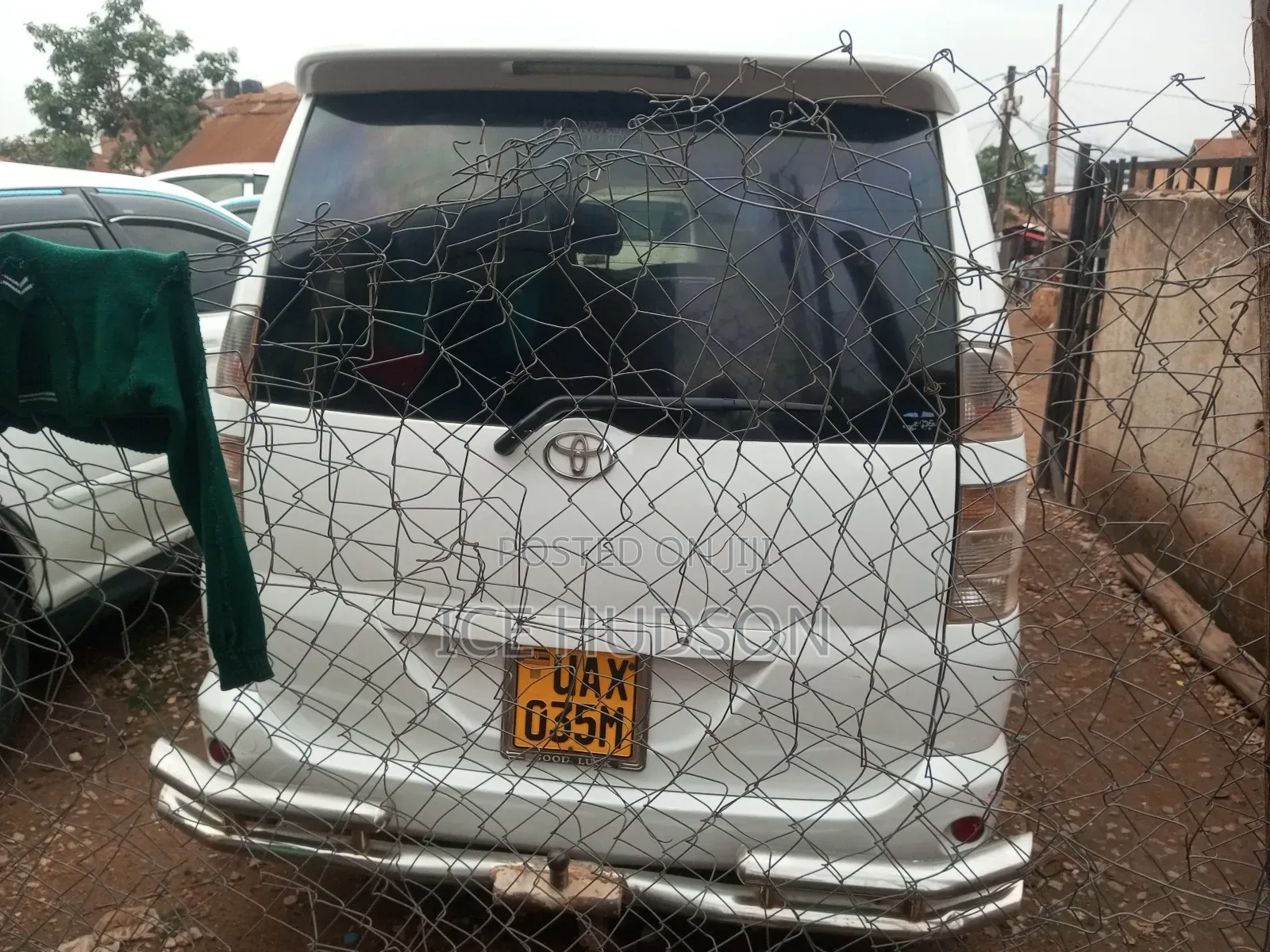 Toyota Voxy 2005 White