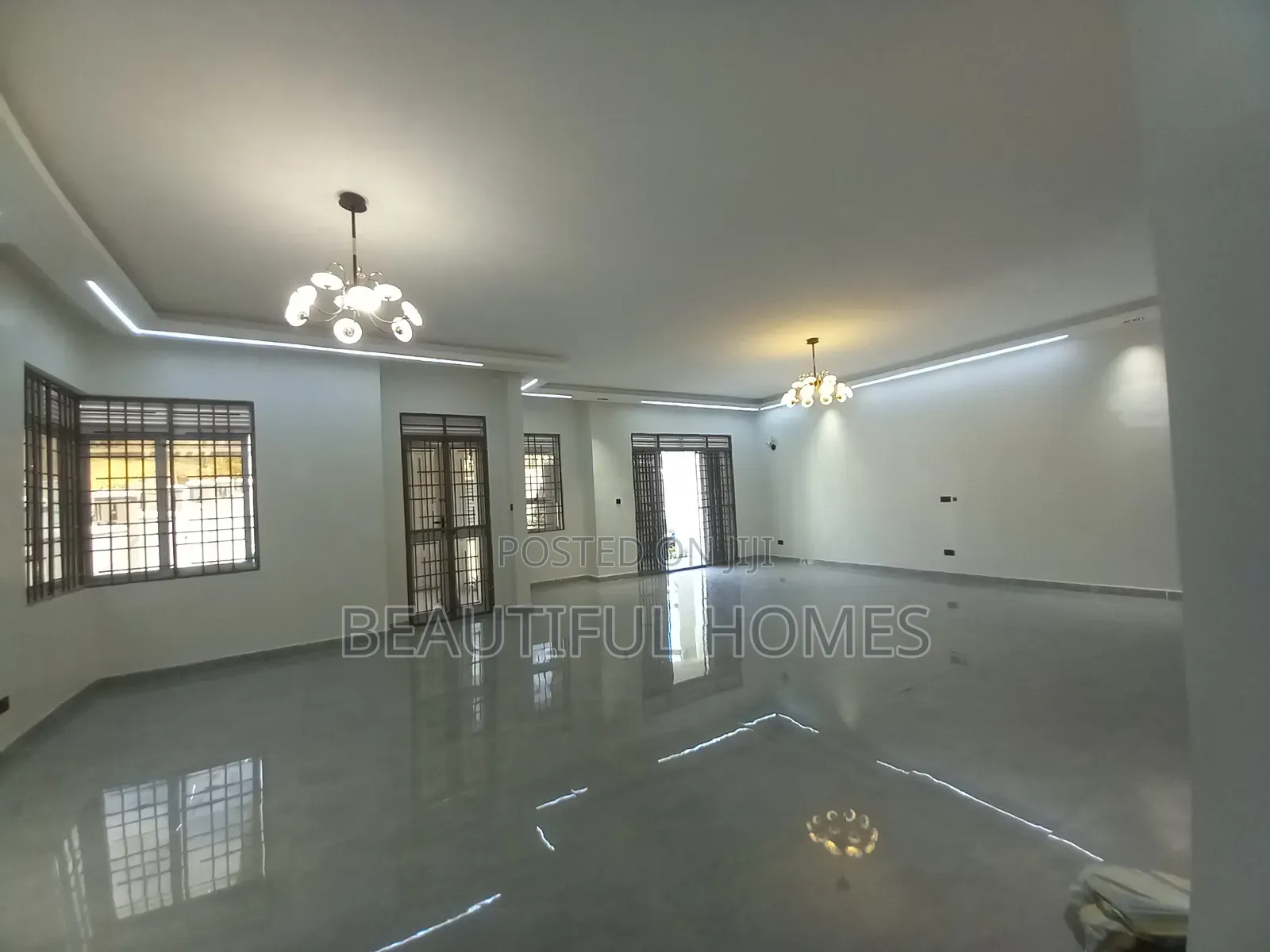 Furnished 5bdrm Bungalow in Kira for sale