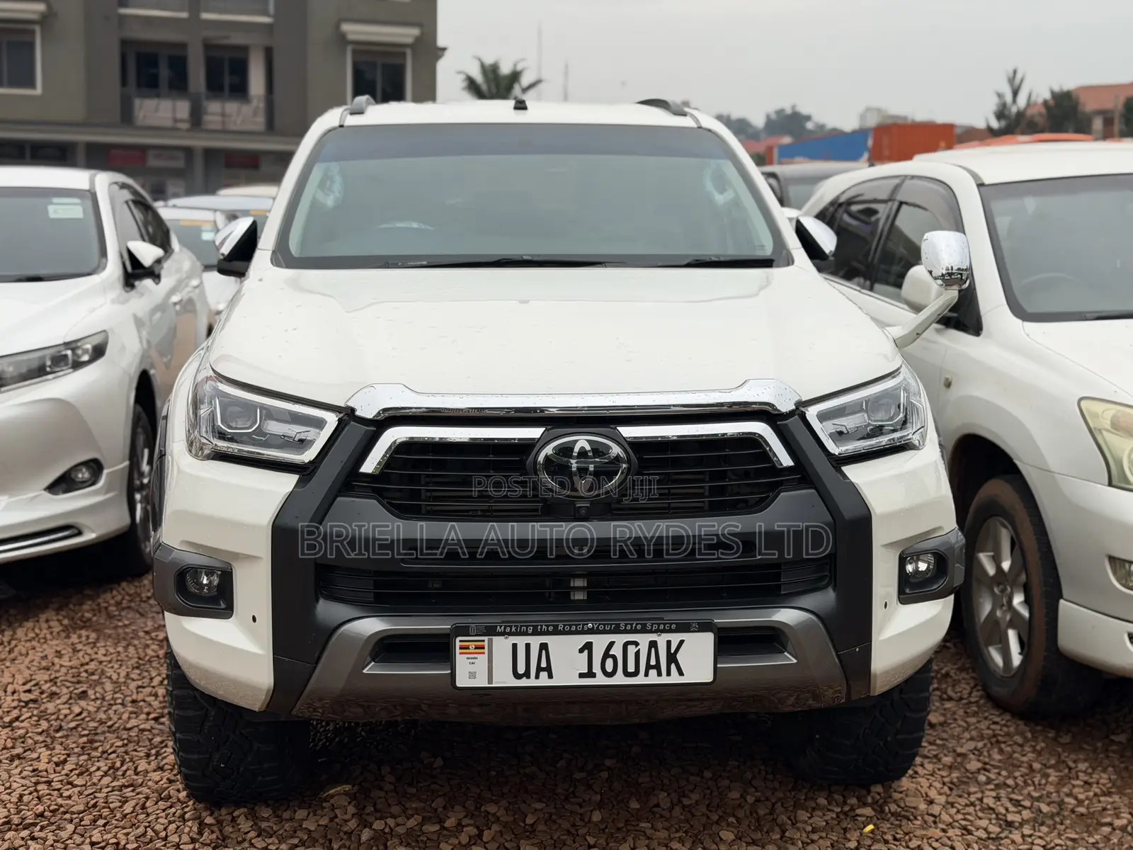 Toyota Hilux 2022 Off white