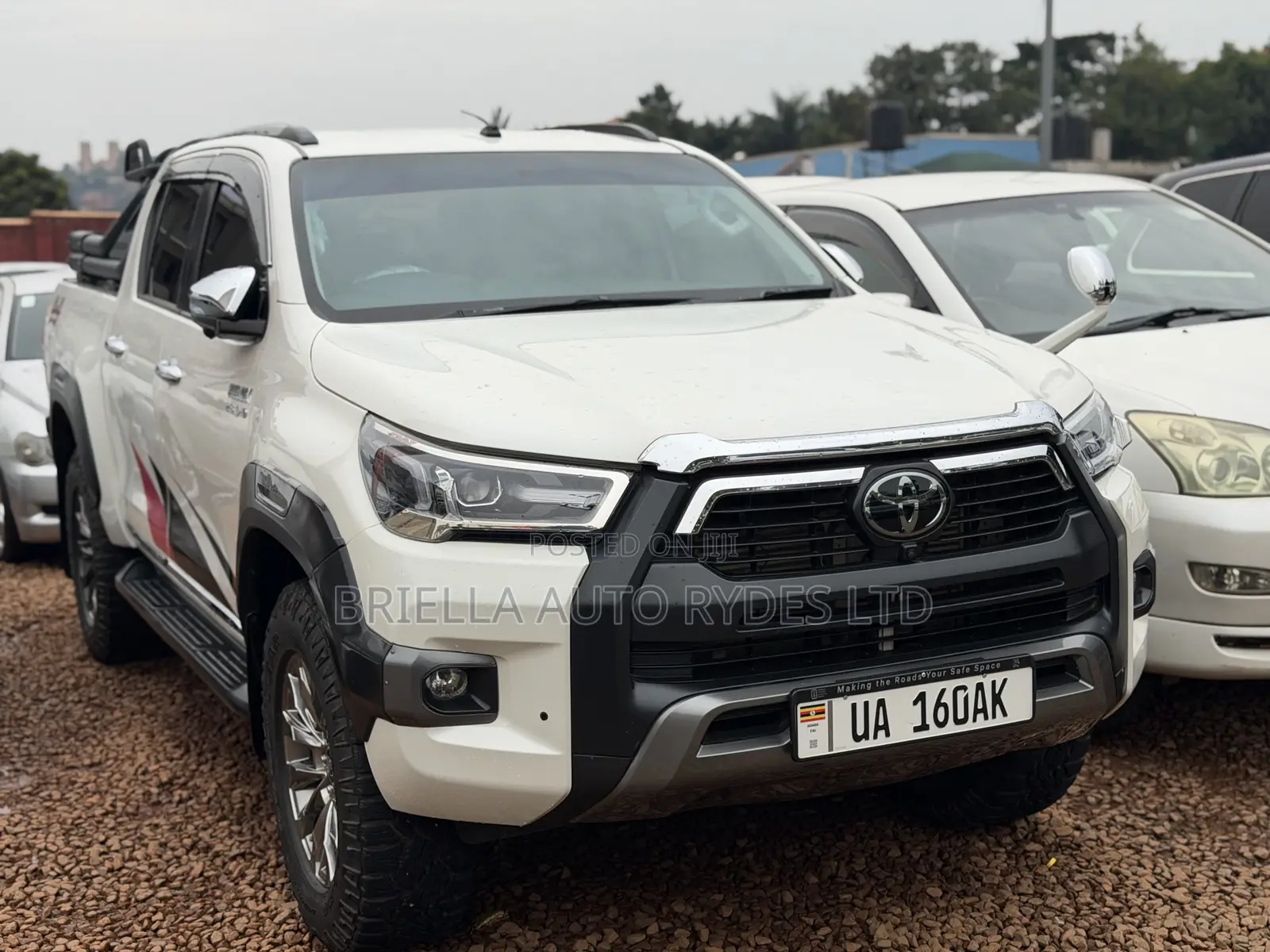 Toyota Hilux 2022 Off white