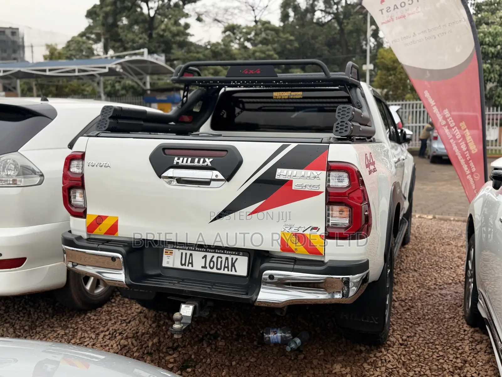 Toyota Hilux 2022 Off white