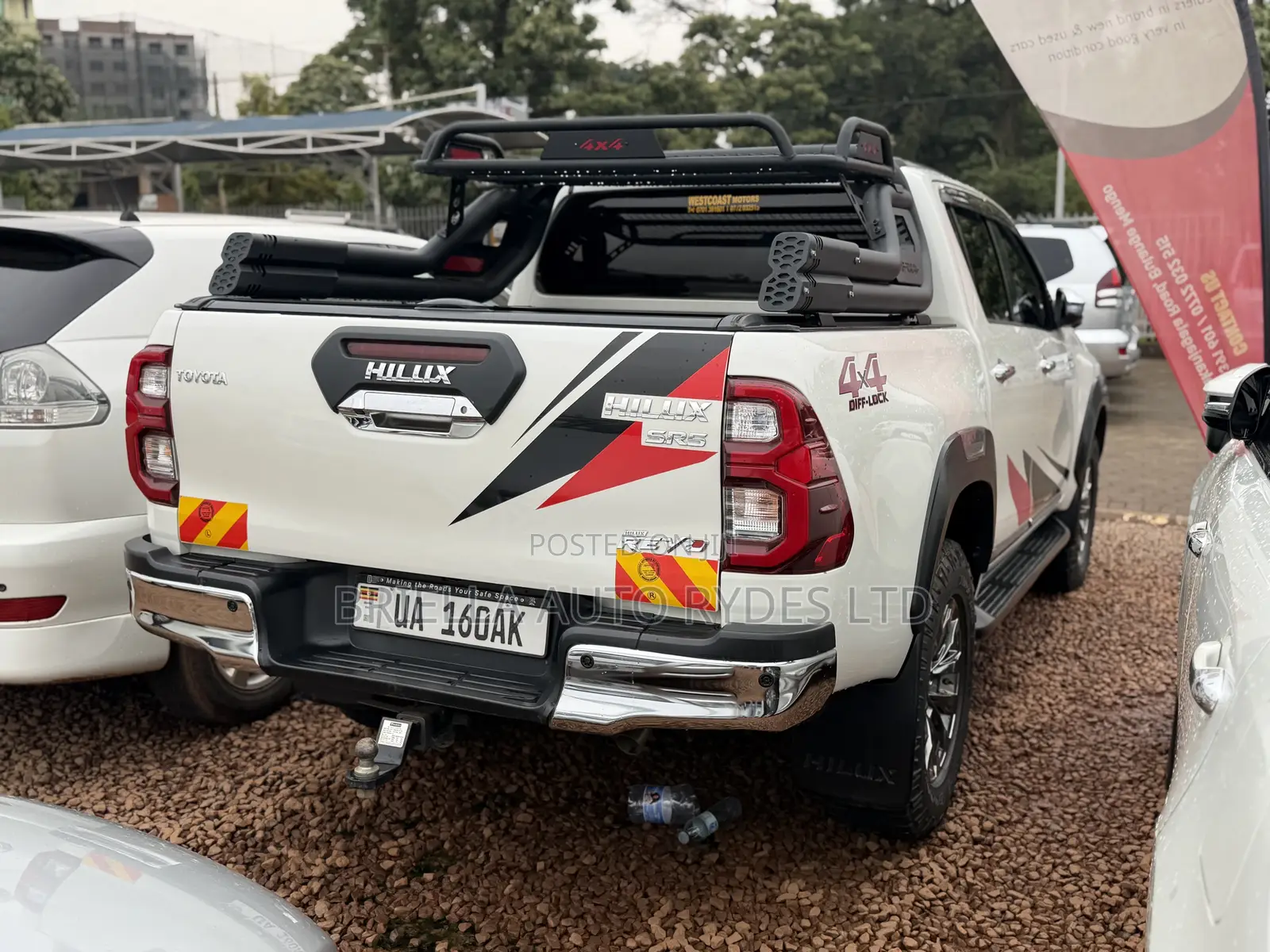 Toyota Hilux 2022 Off white
