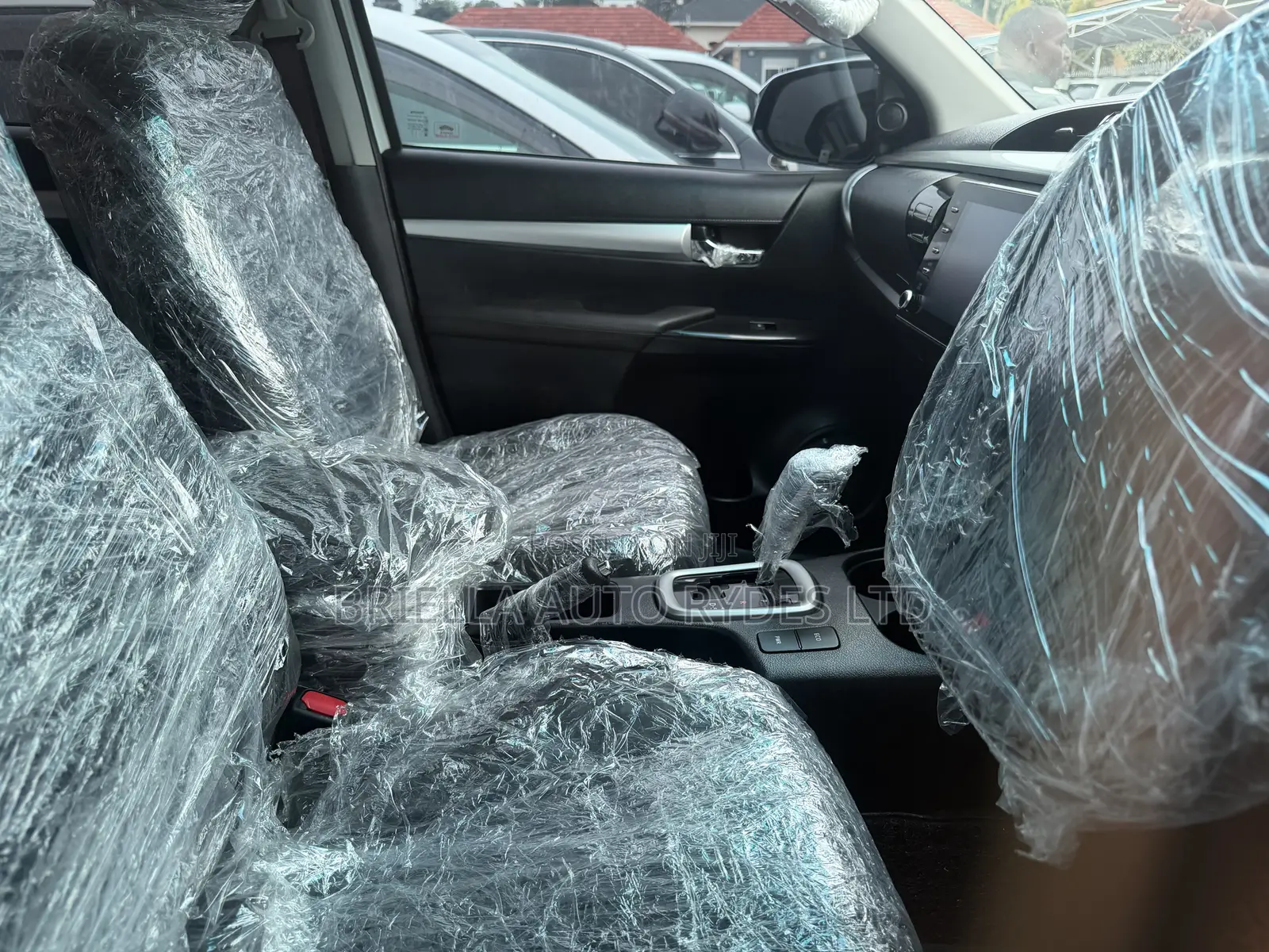Toyota Hilux 2022 Off white