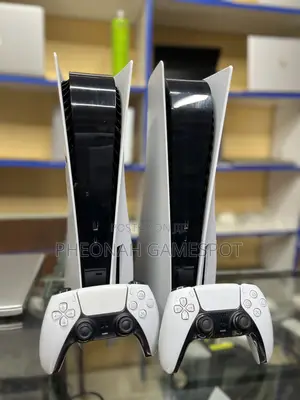 Ps5 Standard 1tb With 1 Game Installed + 2 Controllers