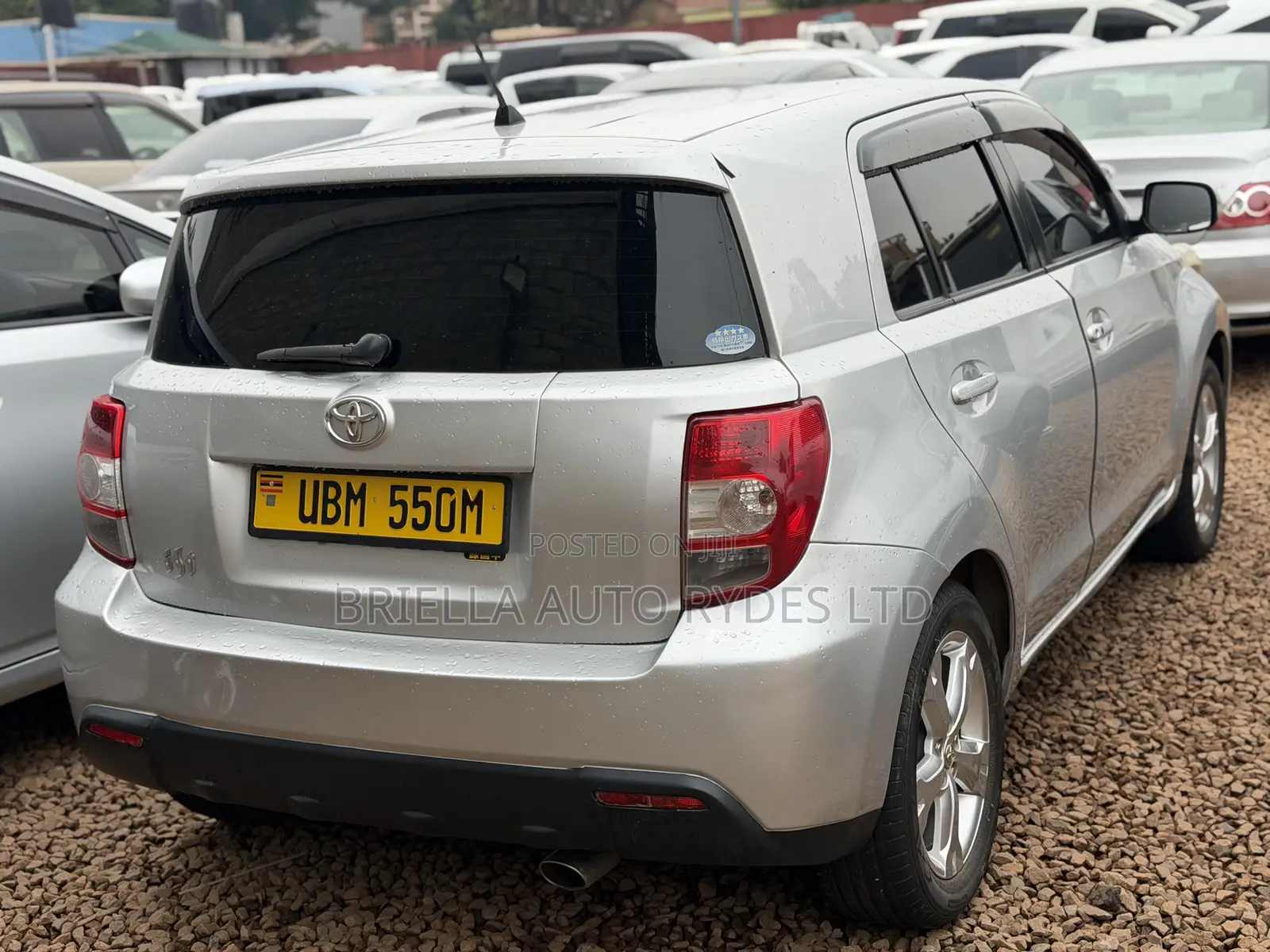 Toyota IST 2009 Silver