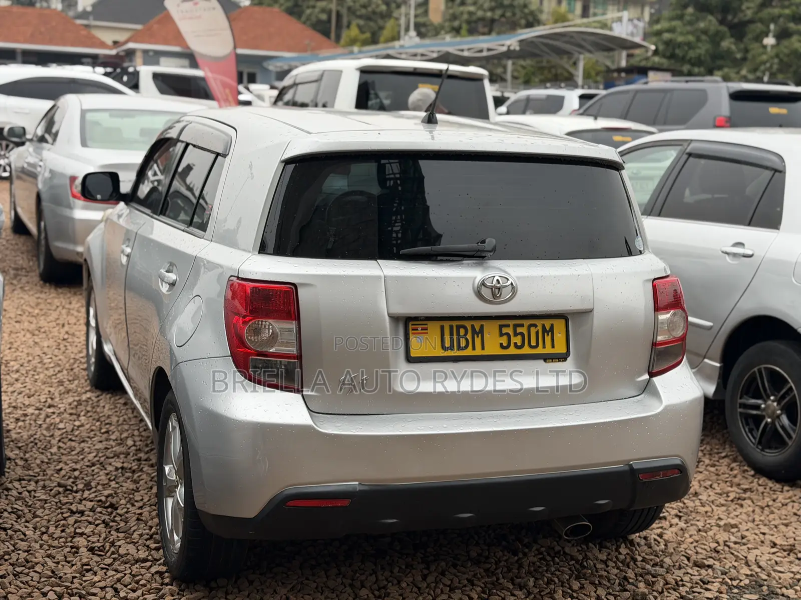 Toyota IST 2009 Silver