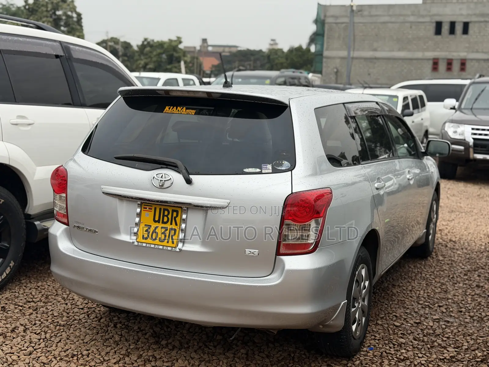 Toyota Corolla Fielder 2010