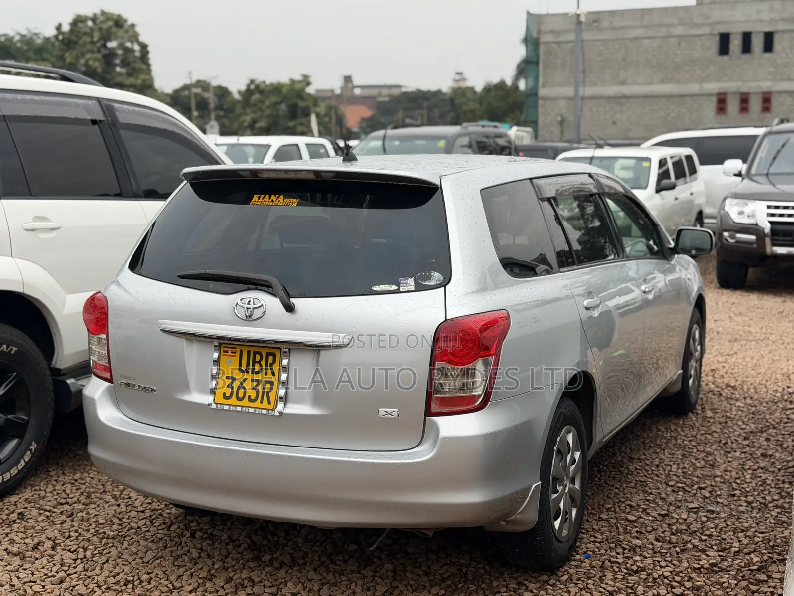 Toyota Corolla Fielder 2010