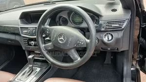 Mercedes-Benz E250 2010 Black